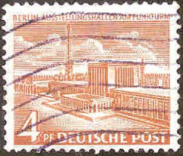 089 Deutsche Post - Wert 4 PF. - Berlin, Ausstellungshallen am Funkturm