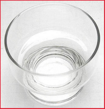 Teelichtglas (3) - mit großem Fuß - bauchförmig